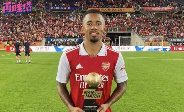 曼城核心球员出色发挥,带领球队晋级 曼城核心球员出色发挥,带领球队晋级