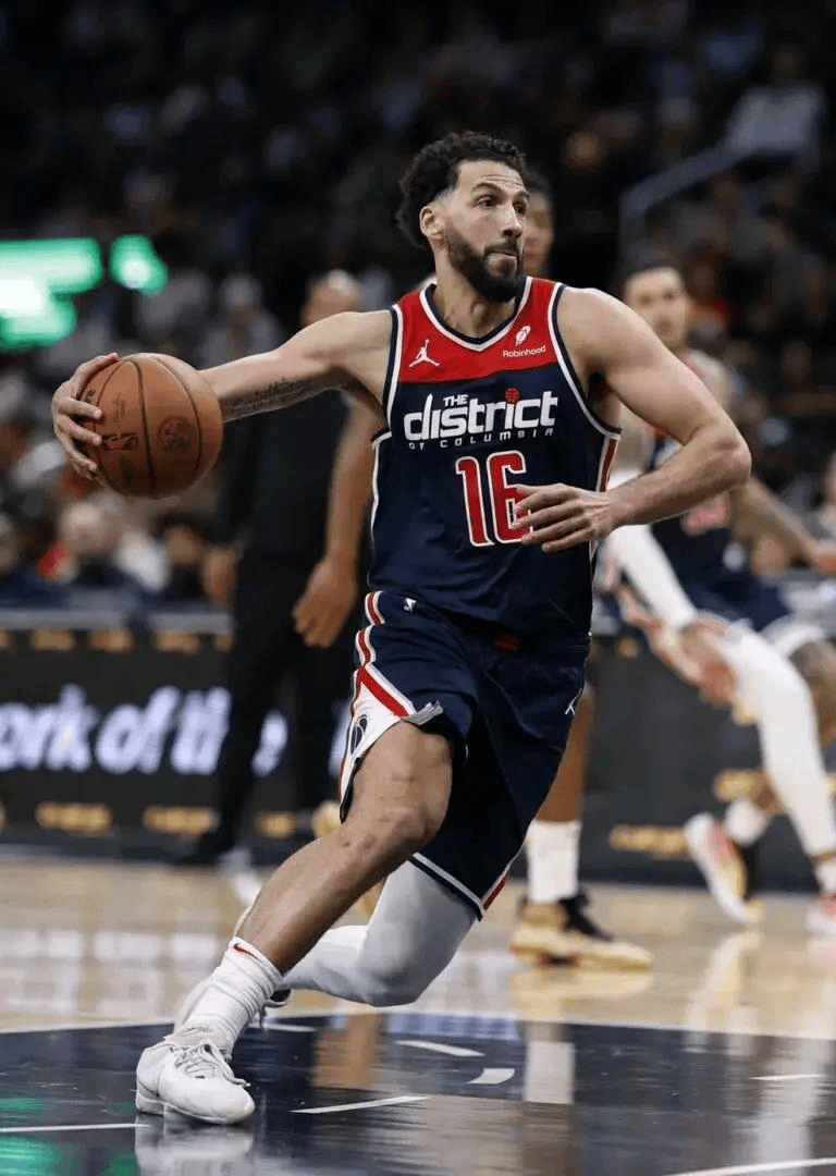 od体育投注-关于重磅签约！全明星球员加盟夺冠队，引发球迷疯狂的信息