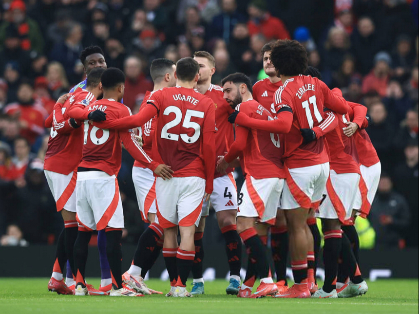 曼联连续不败,争冠形势一片大好的简单介绍 曼联连续不败,争冠形势一片大好的简单介绍