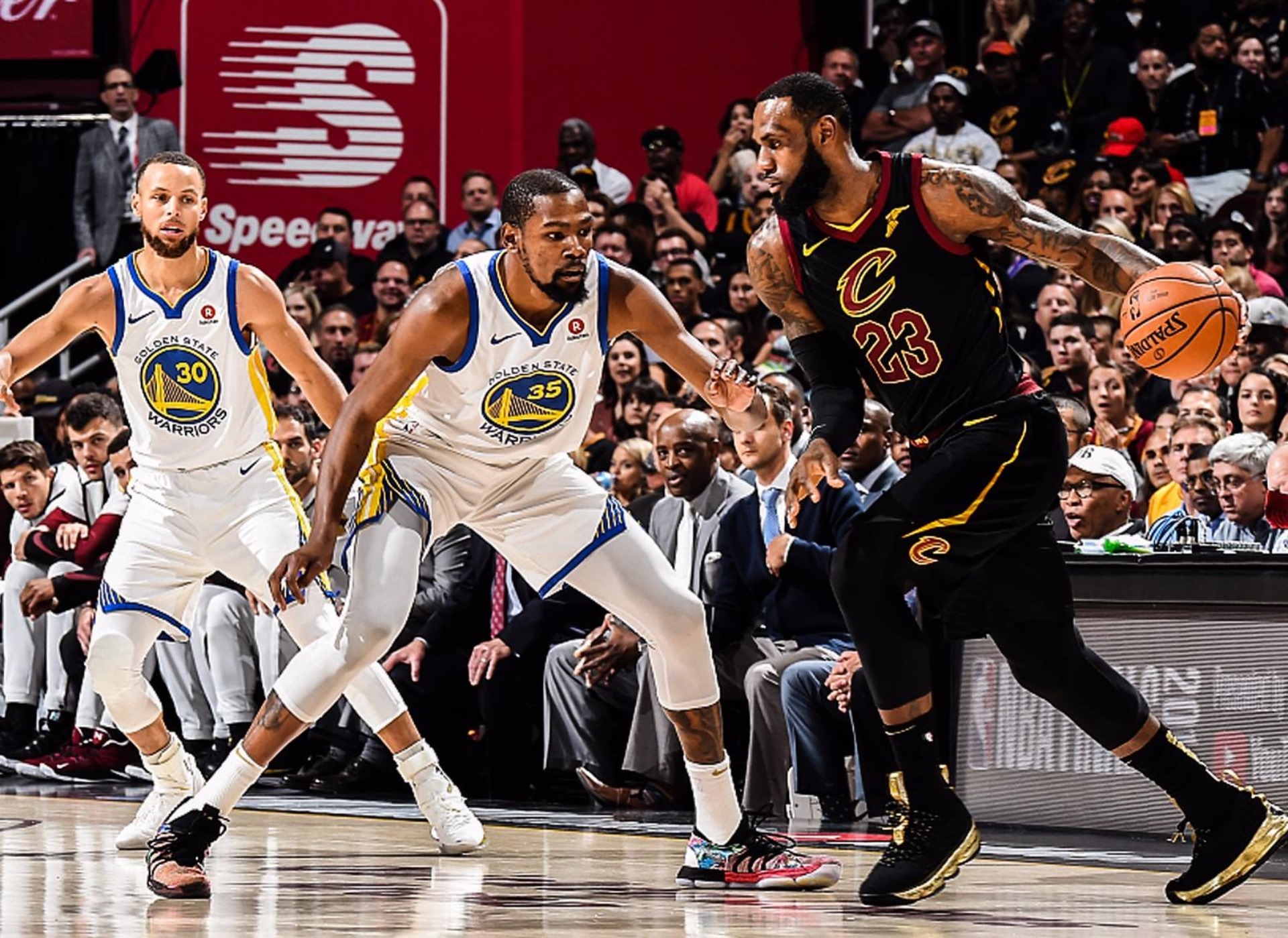 包含活塞客场击败勇士,实现逆袭胜利的词条 包含活塞客场击败勇士,实现逆袭胜利的词条