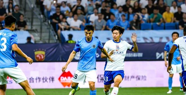 上海申花遭逢连败,保级形势严峻 上海申花遭逢连败,保级形势严峻