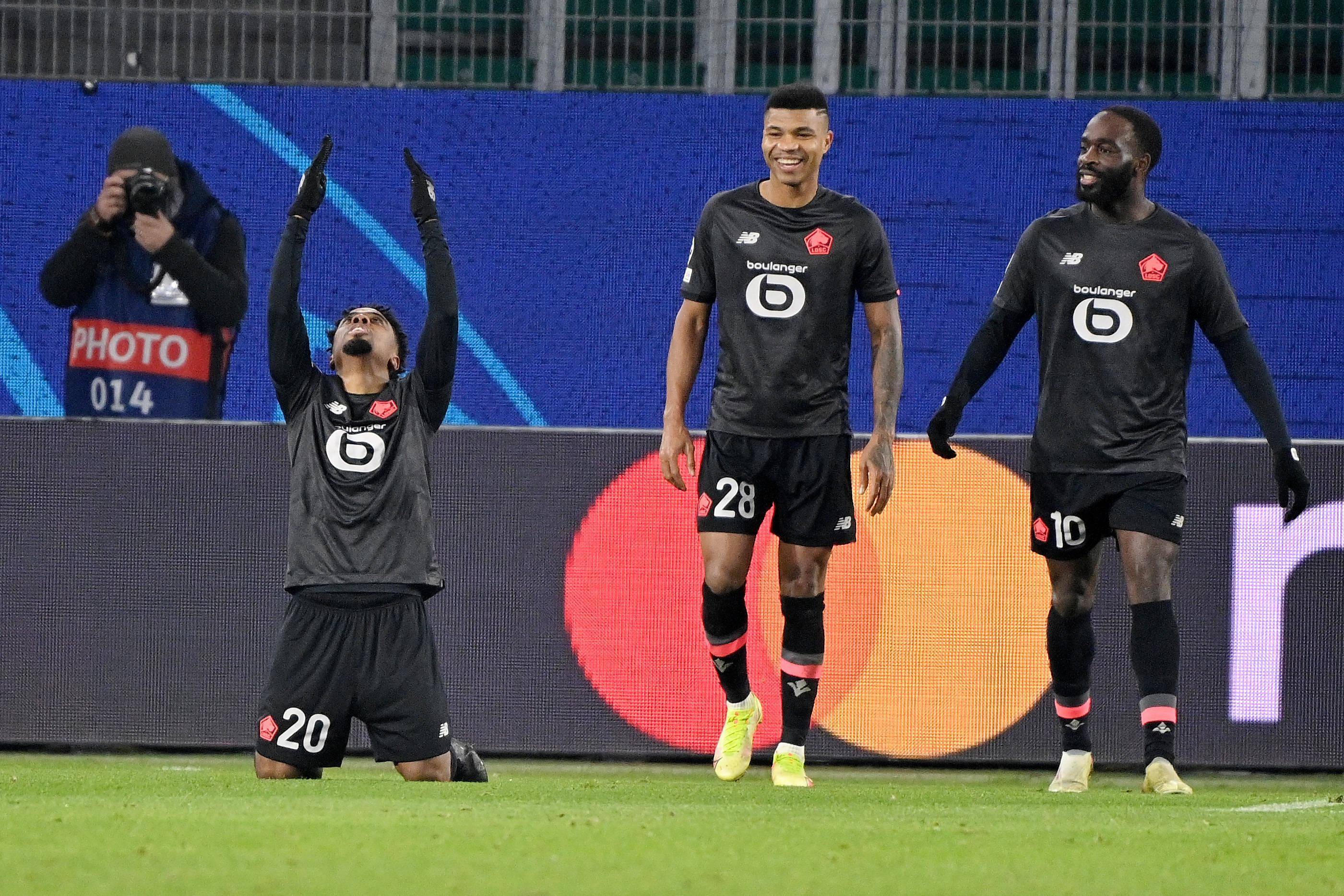 od体育app下载-沃尔夫斯堡球员因风波受罚，缺席下一场比赛