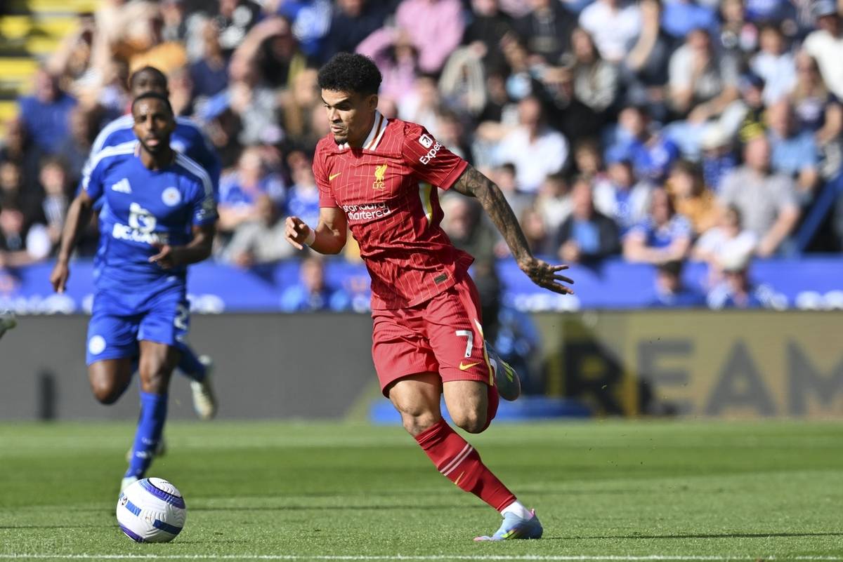 狼队实现强势反击,轻取对手晋级 狼队实现强势反击,轻取对手晋级