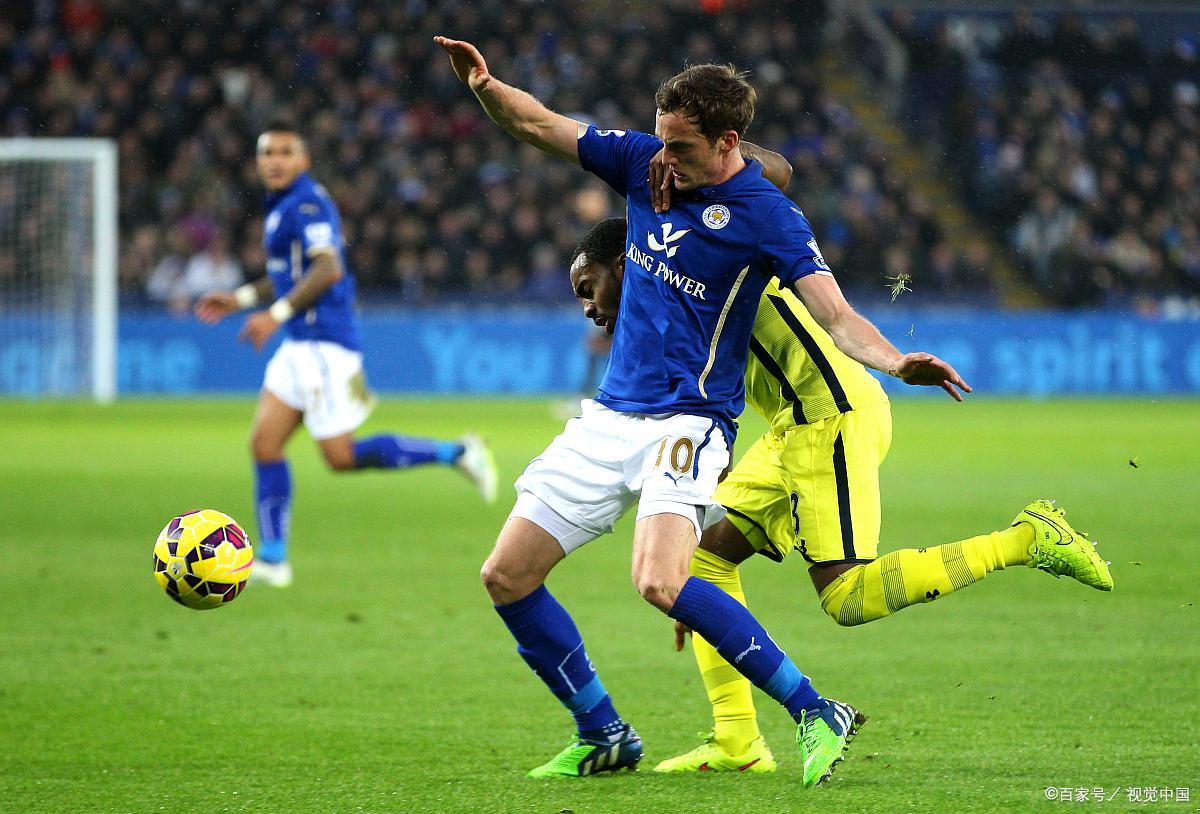 莱斯特城球员集体失误,输球遭遇连败 莱斯特城球员集体失误,输球遭遇连败