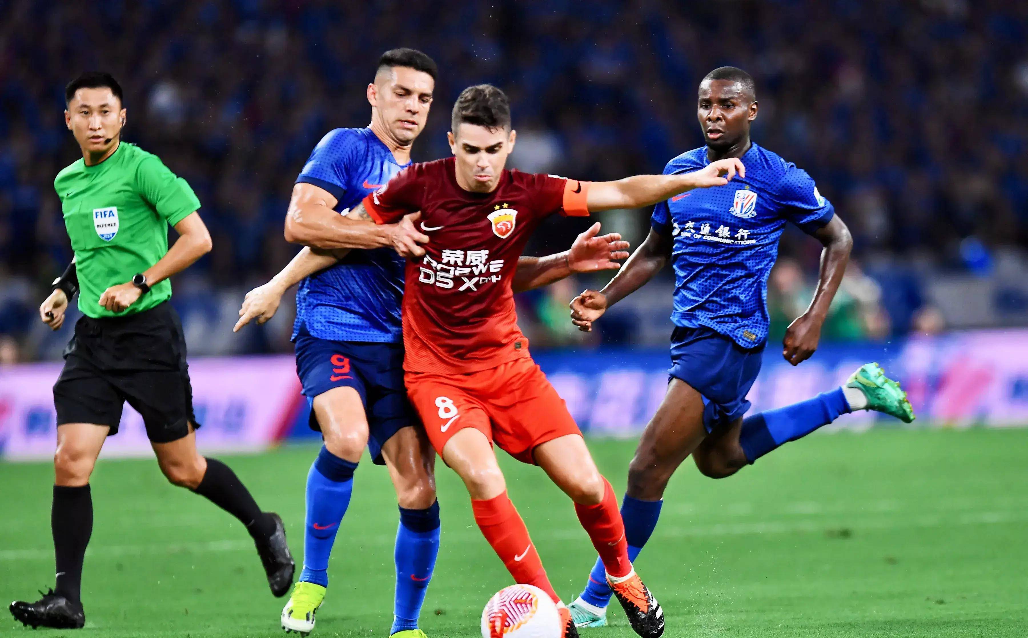 上海海港爆发神级表现,中超被彻底压制,团战的简单介绍 上海海港爆发神级表现,中超被彻底压制,团战的简单介绍