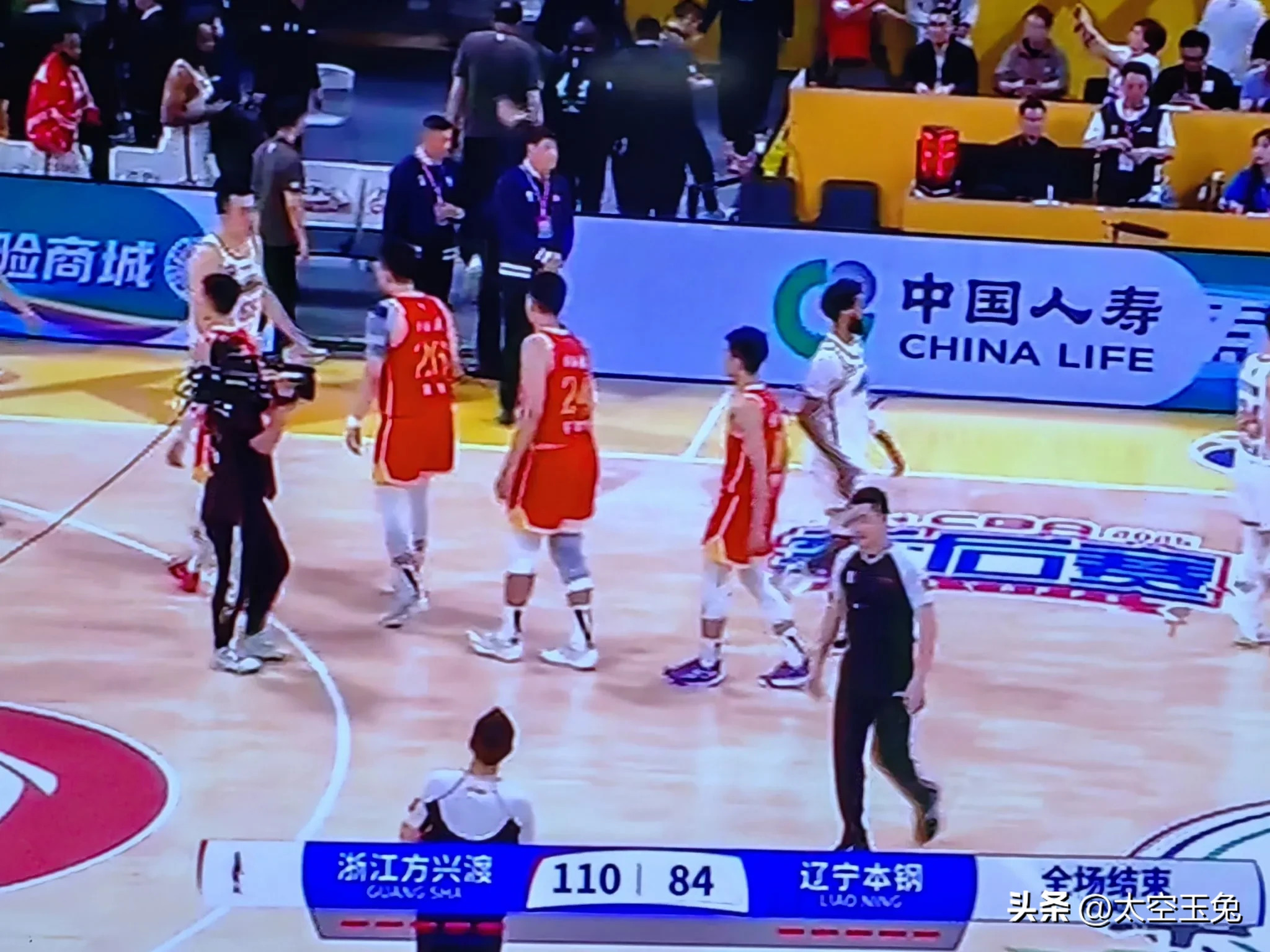 浙江队客场击败北京队,取得关键胜利 浙江队客场击败北京队,取得关键胜利