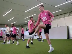 伊普斯娜客场取胜,发挥出色 伊普斯娜客场取胜,发挥出色