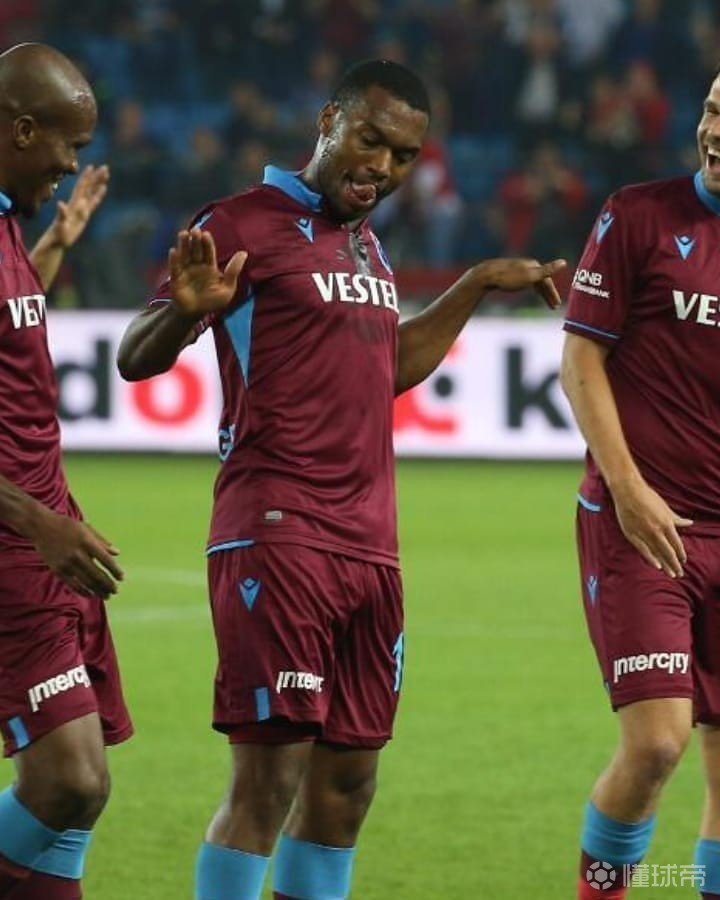 效尔立城都系,外组球助前方夺赛斩巴一 效尔立城都系,外组球助前方夺赛斩巴一