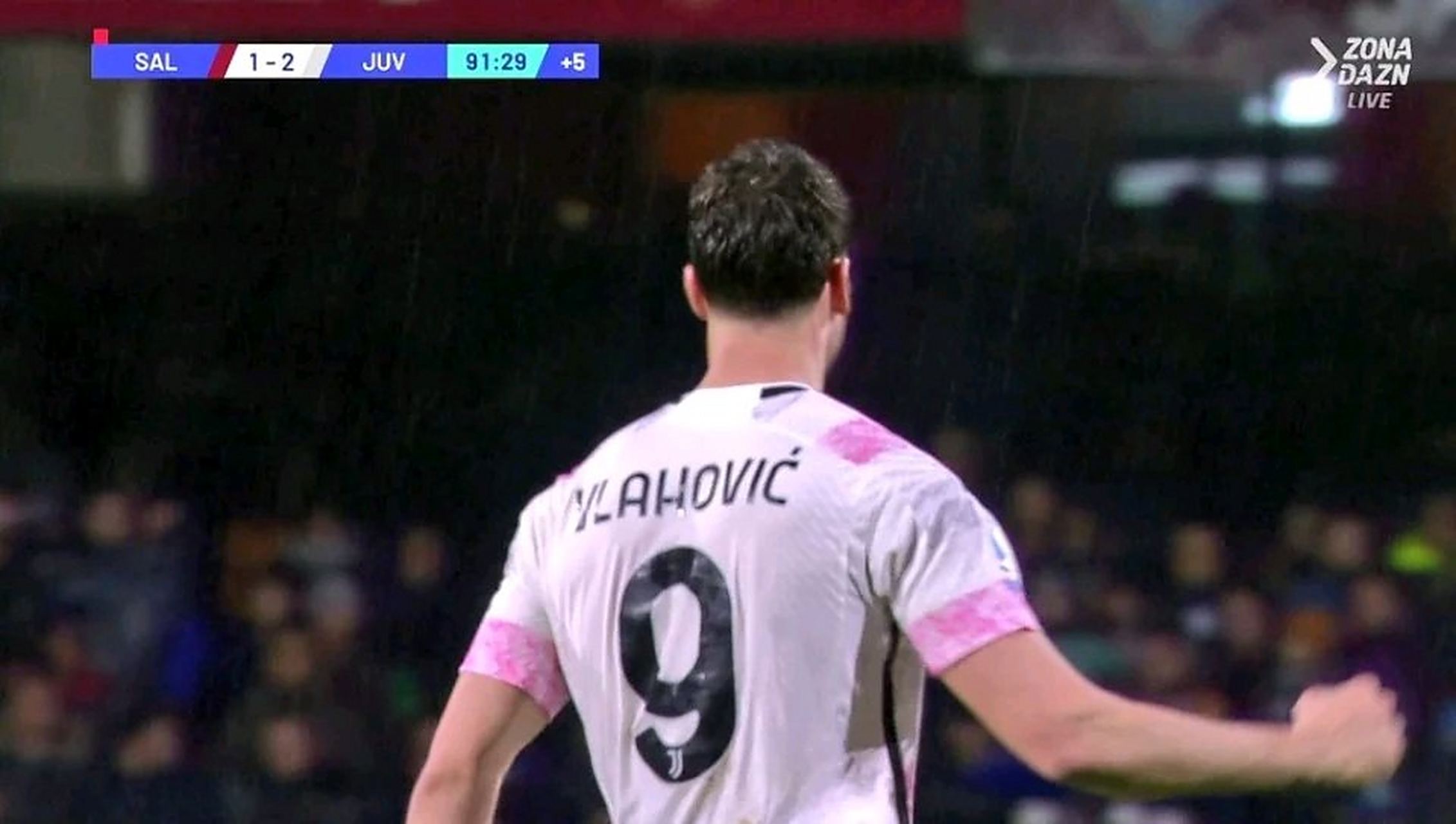 关于尤文图斯客场逆转夺冠,霸气十足的信息 关于尤文图斯客场逆转夺冠,霸气十足的信息